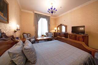 Отель Grand Hotel London Варна Стандартный двухместный номер с 1 кроватью или 2 отдельными кроватями-2