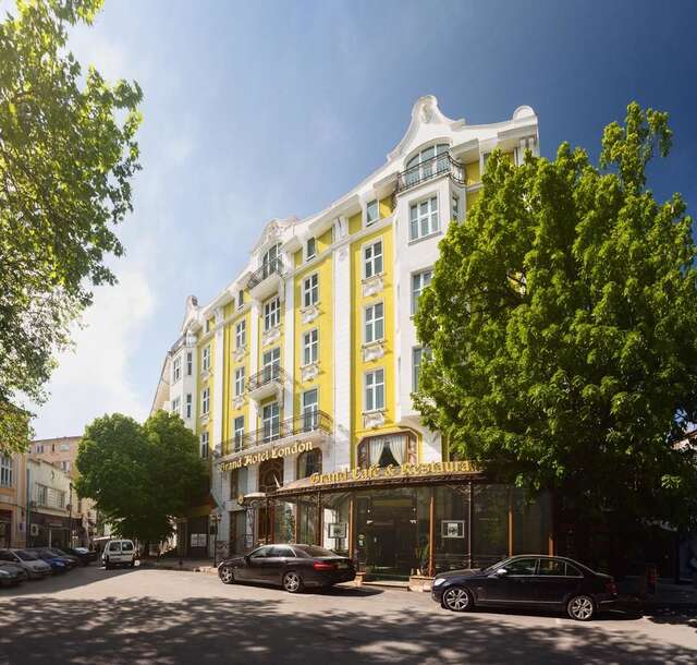 Отель Grand Hotel London Варна-4
